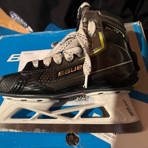 2024 Bauer Elite Hockey Goalie Skates Size 4.5 (Used)