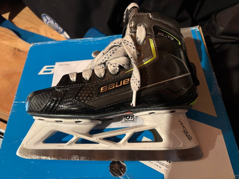 2024 Bauer Elite Hockey Goalie Skates Size 4.5 (Used)