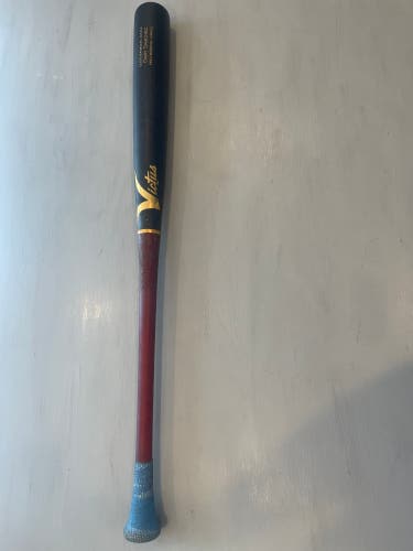 MLB Gary Sanchez Victus APV Bat 31.5 oz 34" (Used)