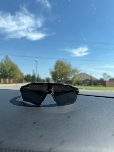 Men's Medium/Large Oakley Radar EV Sunglasses (Used)