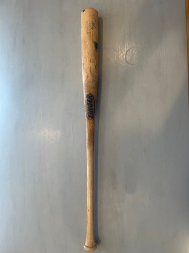 Pro Grade Wood Zinger Bat (-3) 31 oz 34" (Used)