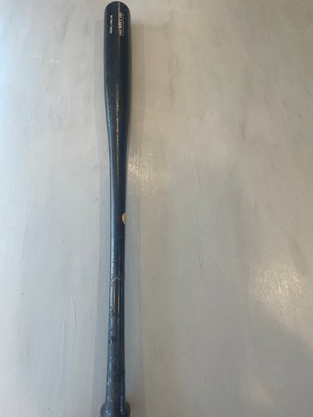 Pro Issued AXE Pro 243 Maple Bat (-3) 31 oz 34" (Used)