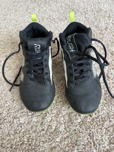 Kids 1.5Y (Big Kids / Youth) Youth New Balance (Used)