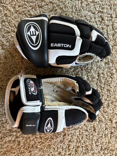 Easton Gloves 10" (Used)