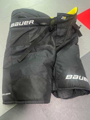 Youth XL Bauer Supreme 2s Pro Hockey Pants (New)