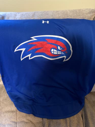 U Lowell goalie cut practice jersey