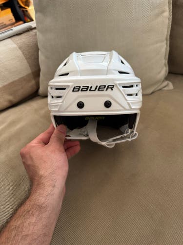 Small Bauer Re-Akt 150 Helmet Pro Stock (Used)