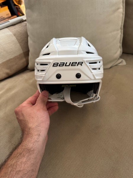 Small Bauer Re-Akt 150 Helmet Pro Stock (Used)
