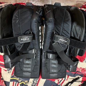 31" 2023 CCM Eflex 6 Goalie Leg Pads (Used)