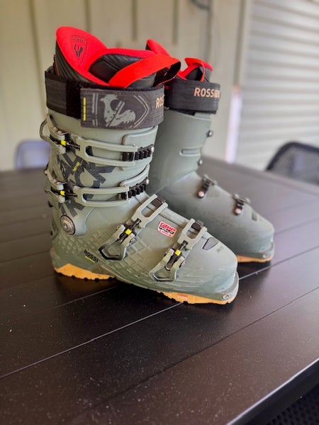 Men's Rossignol Alpine Touring Alltrack Pro 130 Ski Boots (Used)