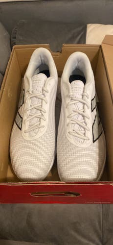 White Men's Size 13.0 (W 14.0) New Balance 4040v7 Metal (New)