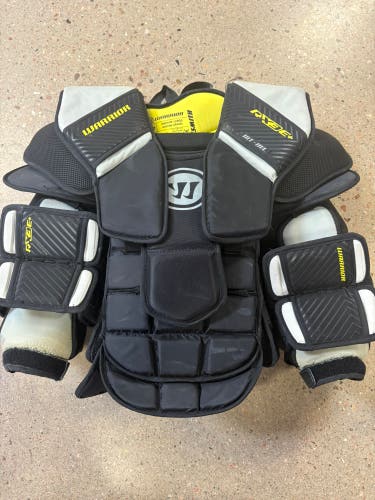 Intermediate Medium/Large Warrior RX3E+ Goalie Chest Protector