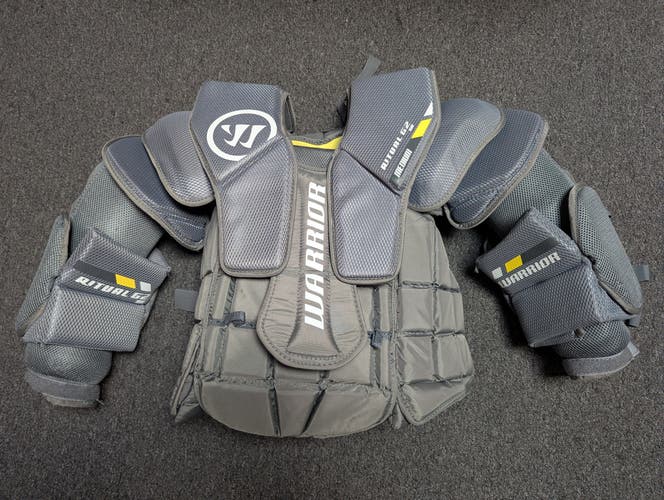 Medium Warrior Ritual G2 Goalie Chest Protector (Used)