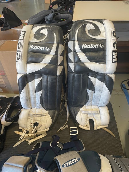 33" CCM Goalie Leg Pads (Used)