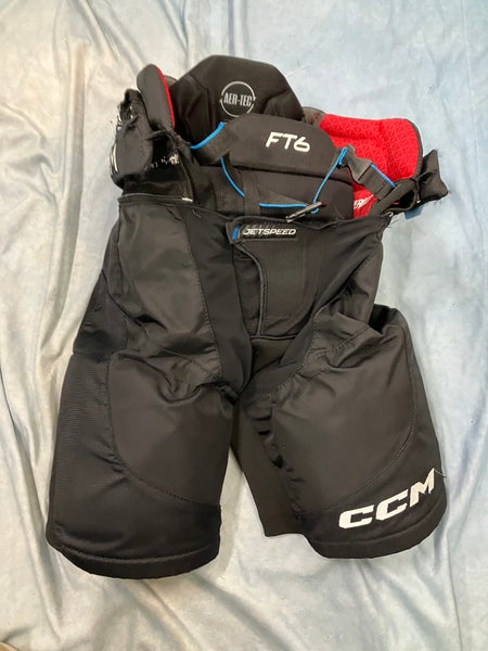Black Junior Medium CCM Jetspeed ft6 Hockey Pants (Used)