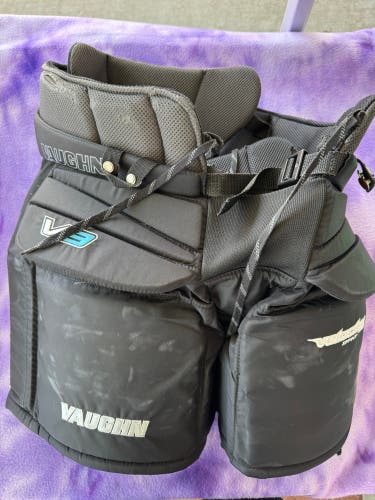 Black Intermediate Medium Vaughn Velocity V9 Pro Hockey Goalie Pants (Used)