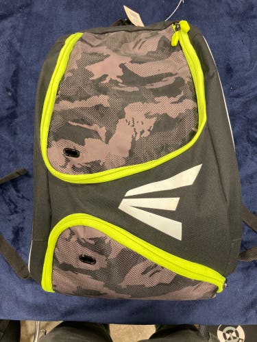 Black Kids Unisex Small / Medium Easton Backpacks & Bags Backpack (Used)