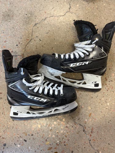 Intermediate CCM RibCor 80K Hockey Skates Regular Width Size 5 (Used)