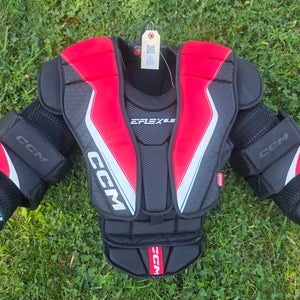 Junior Small / Medium CCM Extreme Flex E6.5 Goalie Chest Protector