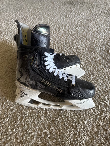 Bauer Vapor Hyperlite 2 Hockey Skates Pro Stock Size 6.5 Fit 2