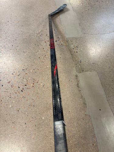 Senior Sher-Wood Rekker EK365 Hockey Stick Right Handed PP26 85 Flex (Used)