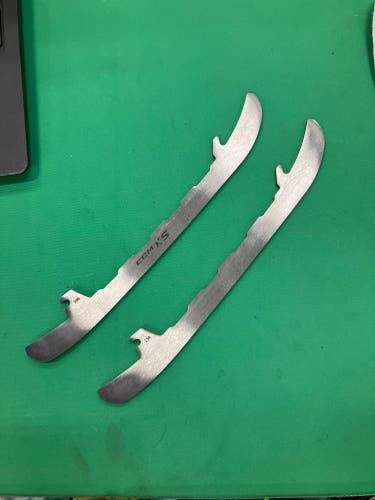 CCM SB XS Holders, Runners, & Replacement Steel Blades 230 mm (New)