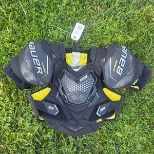 Medium Junior Bauer Supreme 3S Pro Shoulder Pads