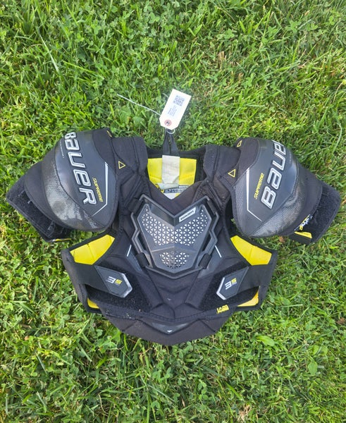 Medium Junior Bauer Supreme 3S Pro Shoulder Pads