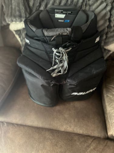 Intermediate Small Bauer Elite Hockey Goalie Pants (Used)
