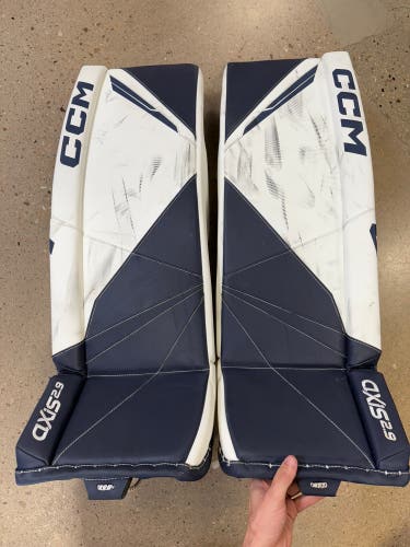 34+2" Senior CCM Axis 2.9 Goalie Leg Pads (Used)