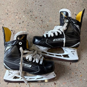 Intermediate Bauer Supreme S170 Hockey Skates Regular Width Size 5 (Used)