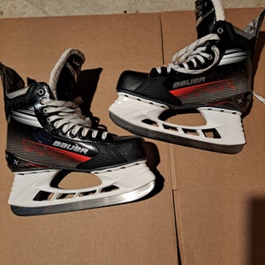 Bauer X3 Hockey Skates Regular Width 10 (Used)