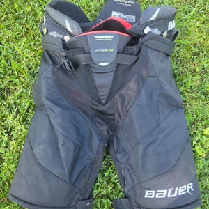 Black Intermediate Medium Bauer Vapor Hyperlite Hockey Pants