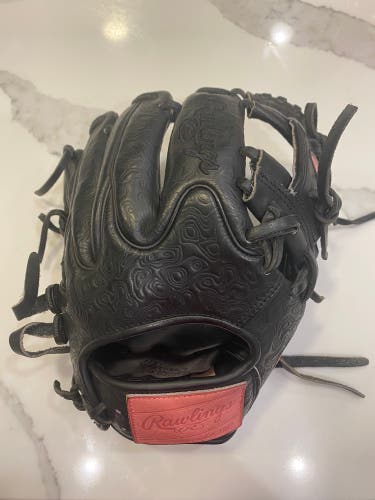 2025 Rawlings Heart of the Hide RH Infield Baseball Glove 11.5" (Used)