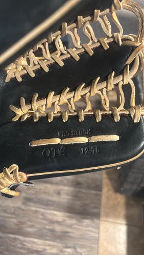 2024 Wilson A200 LH Outfield Baseball Glove 12.75" (Used)
