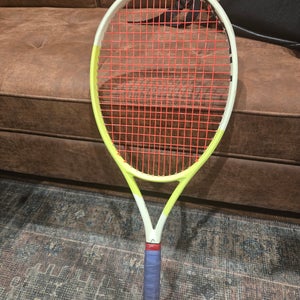 Adult HEAD Extreme Pro Tennis Racquet (Used)