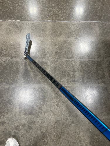 Senior Bauer Nexus 2N Pro Hockey Stick Right Handed P92 Pro Stock (Used)