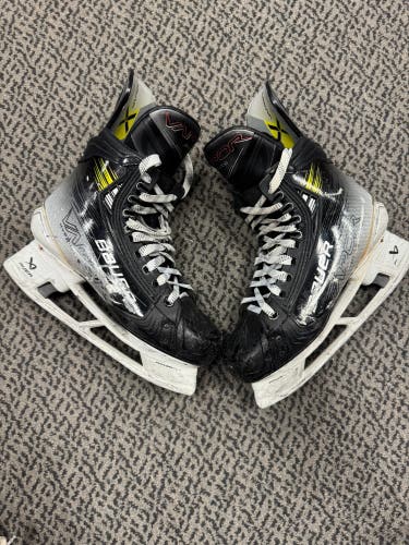 Bauer Vapor Hyperlite 2 Hockey Skates 7 (Used) W/O Blades