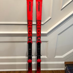 Atomic Redster G9 152 cm GS Racing Skis w Bindings