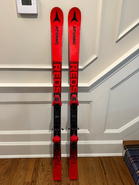 Atomic Redster G9 152 cm GS Racing Skis w Bindings