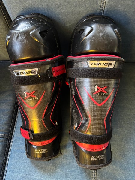 Intermediate Bauer Vapor 1X Lite 13" Shin Pads (Used)