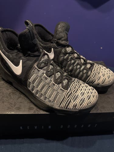 Men's Nike KD 9 size 12