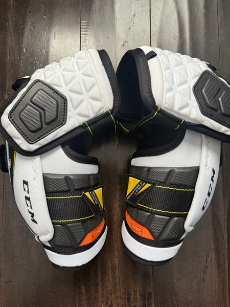 New CCM Ultra Tacks Pro Stock Long Cuff Elbow Pad Medium