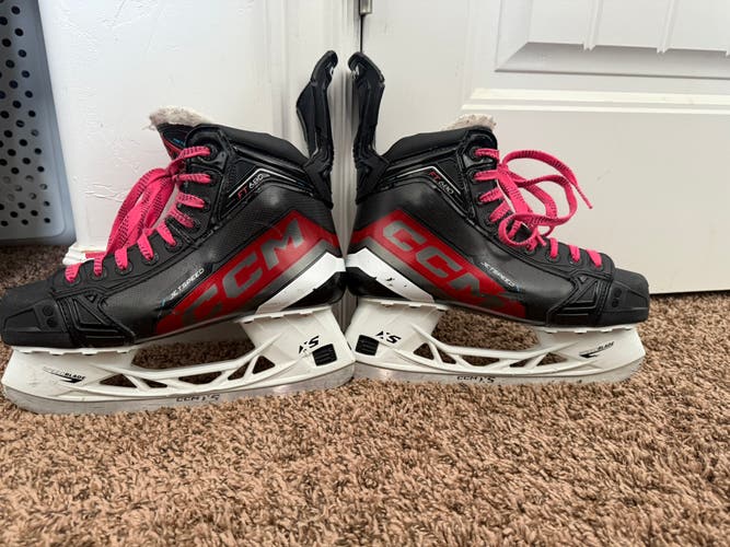2023 CCM Jetspeed FT680 Hockey Skates Regular Width Size 5.5 (Used)