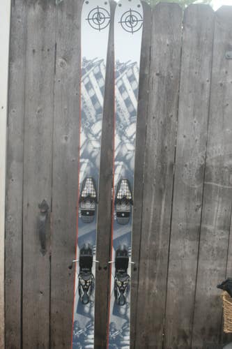 All Mountain 180 cm K2 85 Twin Tip Skis With Bindings