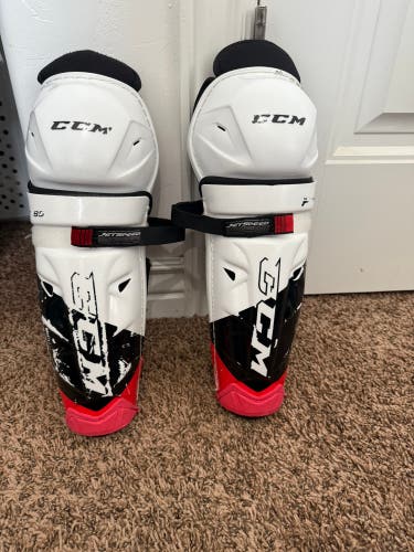 Junior CCM Jetspeed FT485 12" Shin Pads (Used)