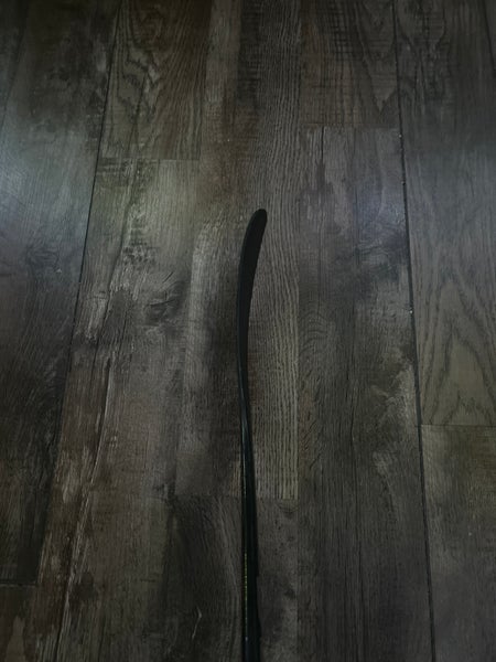 Intermediate Bauer Vapor Hyperlite 2 Left Hand Hockey Stick P90TM (Used)