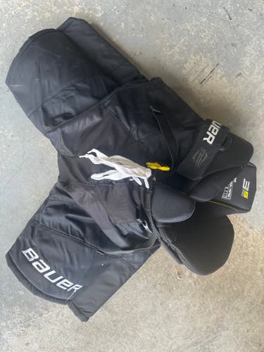 Senior Medium Bauer Supreme 3S Pro Hockey Pants (Used)
