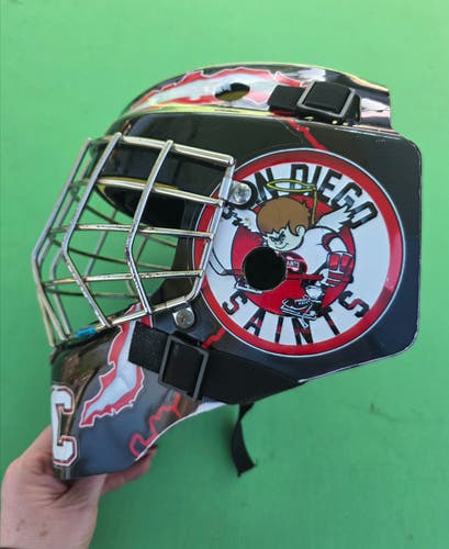 Black Junior CCM Axis 1.5 Goalie Mask
