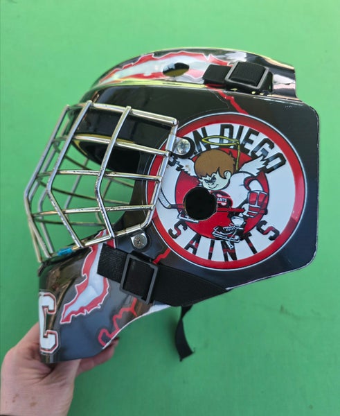 Black Junior CCM Axis 1.5 Goalie Mask